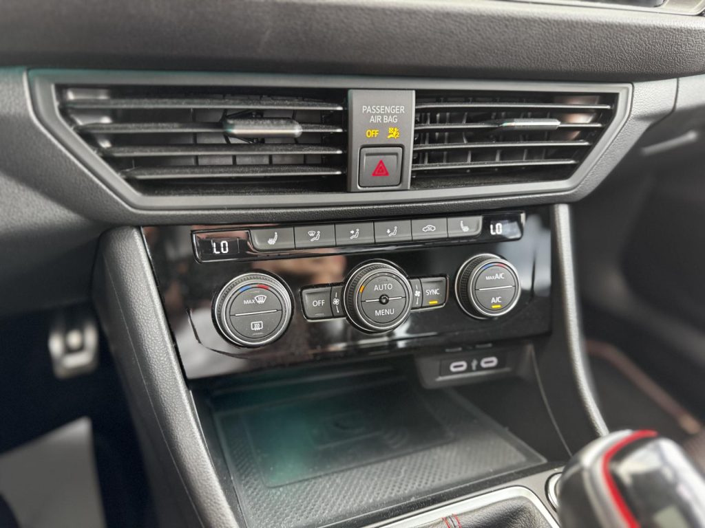 Volkswagen Jetta 2023