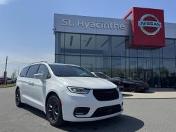 Chrysler Pacifica 2022